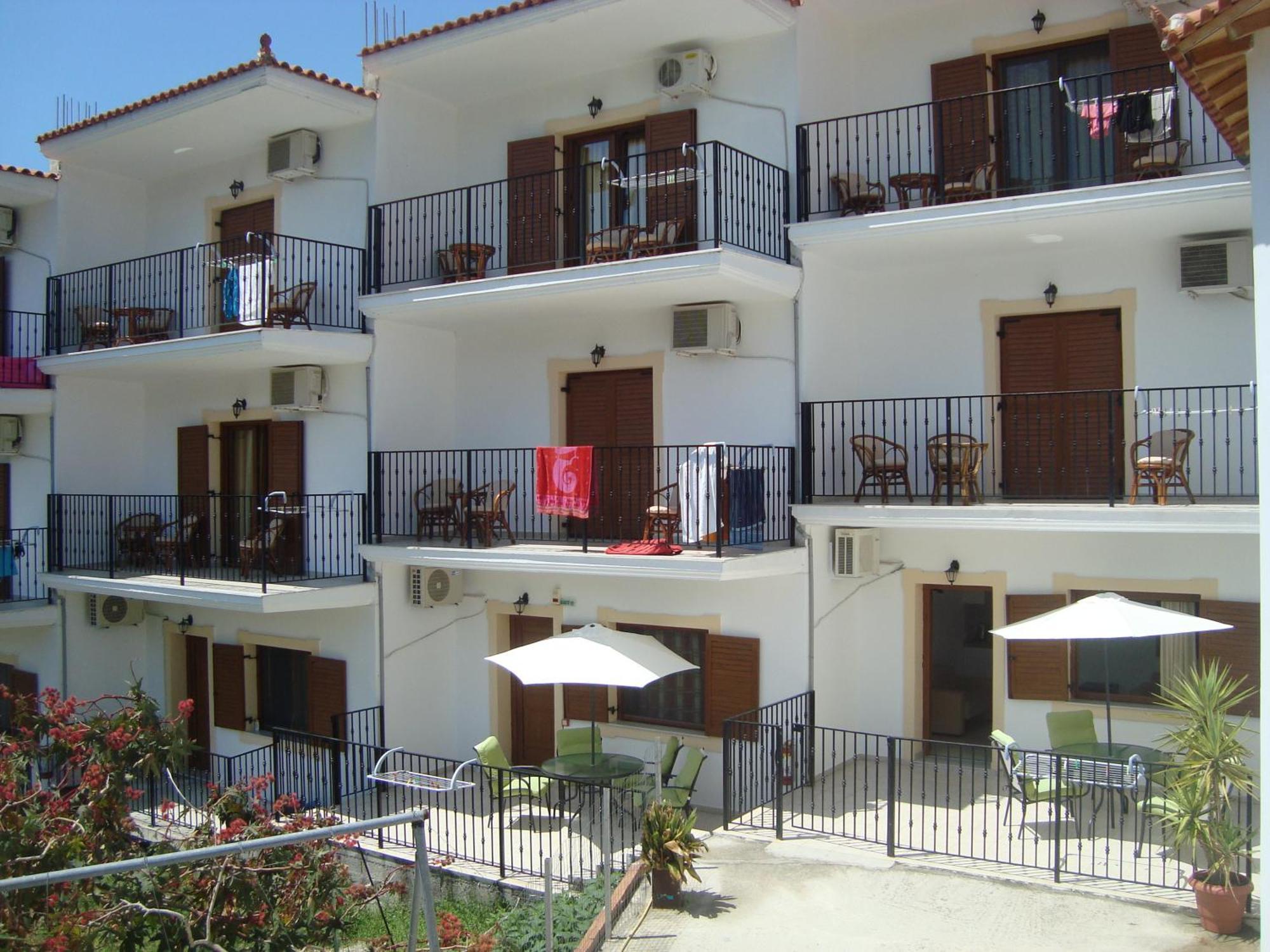 Skiathos Diamond Aparthotel Kolios Exterior photo