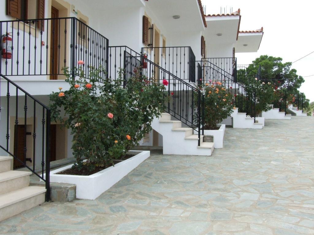 Skiathos Diamond Aparthotel Kolios Exterior photo