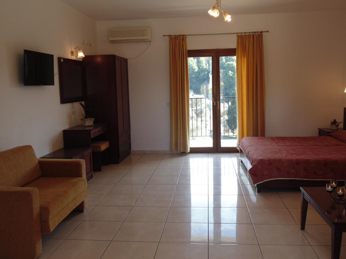 Skiathos Diamond Kolios Exterior photo